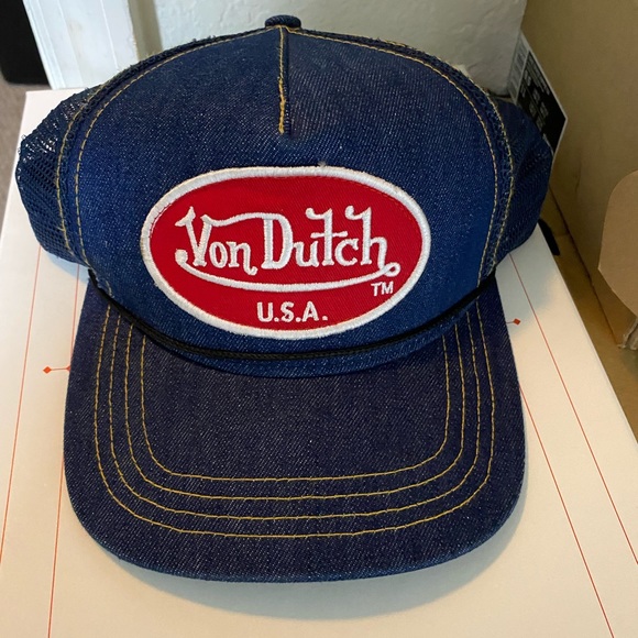 Other - Von Dutch rare trucker hat